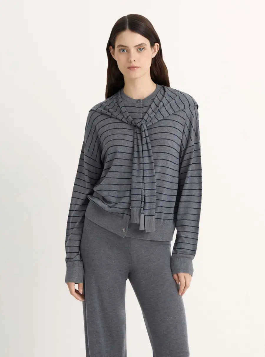 Джемпер женский, с декоративными рукавами, Ivet